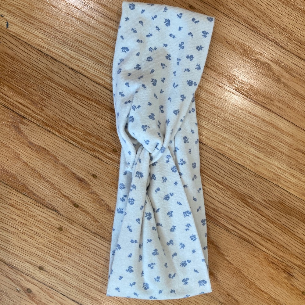 brandy melville twist floral headband